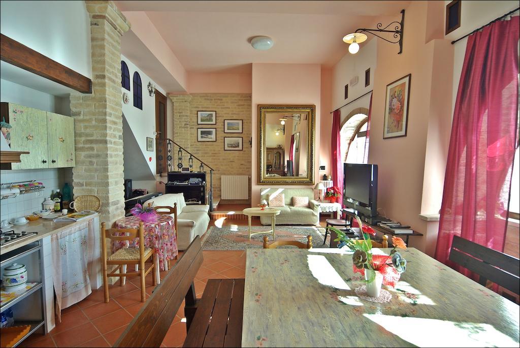 Villa Fiorita กรอตตัมมาเร ภายนอก รูปภาพ